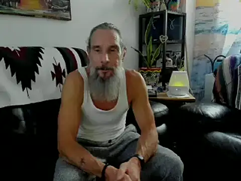Snapshot of mindphu_k chatting on 02-21-25, 10:15 mindphu k online show from 02-21-25, 10:15