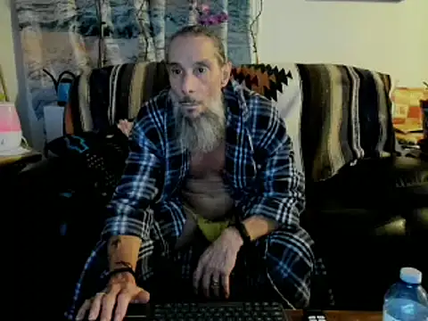 Snapshot of mindphu_k chatting on 03-02-25, 04:28 mindphu k online show from 03-02-25, 04:28