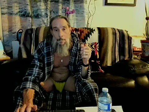Snapshot of mindphu_k chatting on 03-18-25, 12:49 mindphu k online show from 03-18-25, 12:49