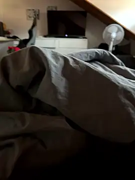 Snapshot of Jan_berger chatting on 03-02-25, 03:37 Jan berger online show from 03-02-25, 03:37