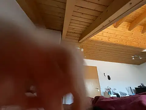 Snapshot of Jan_berger chatting on 03-18-25, 02:15 Jan berger online show from 03-18-25, 02:15