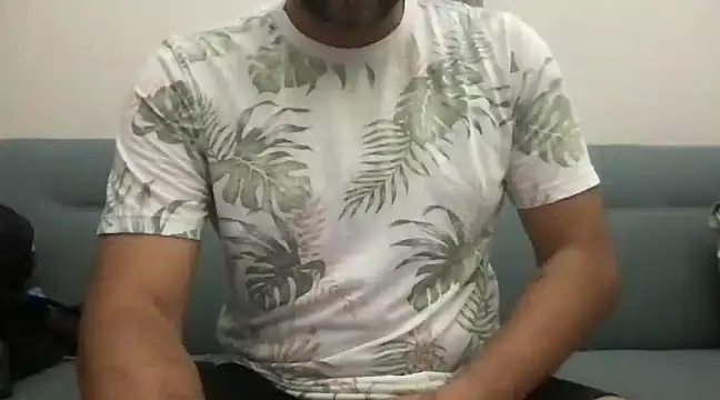 Snapshot of pe_netrad0r chatting on 01-04-25, 07:45 pe netrad0r online show from 01-04-25, 07:45