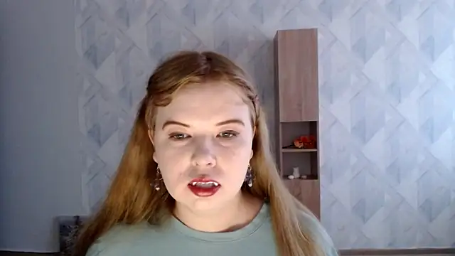 Snapshot of Melina_Hot9 chatting on 10-20-25, 09:21 Melina Hot9 online show from 10-20-25, 09:21