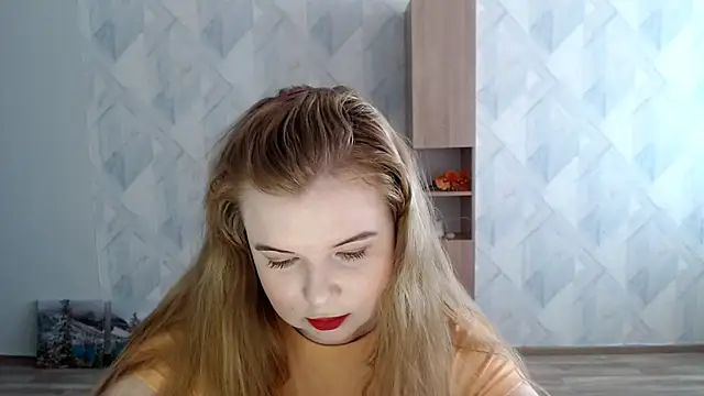 Snapshot of Melina_Hot9 chatting on 10-27-25, 09:46 Melina Hot9 online show from 10-27-25, 09:46