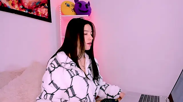 Manuelaa mejiia online show from 02-04-25, 03:15