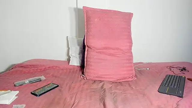 Arantza Hill online show from 01-31-26, 08:07