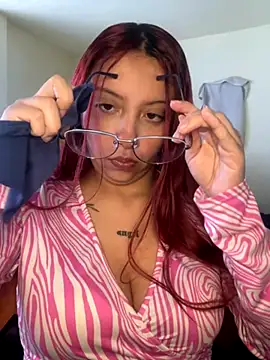  charlott dm online show from 10-01-25, 07:42