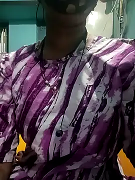 Snapshot of gunjan22 chatting on 12-15-24, 04:37 gunjan22 online show from 12-15-24, 04:37