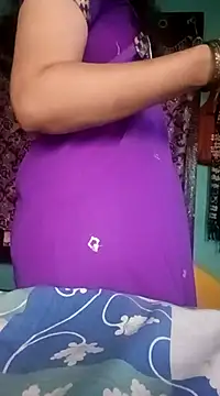 Snapshot of gunjan22 chatting on 12-16-24, 06:32 gunjan22 online show from 12-16-24, 06:32