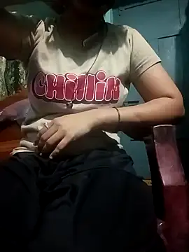 Snapshot of gunjan22 chatting on 01-07-25, 03:54 gunjan22 online show from 01-07-25, 03:54