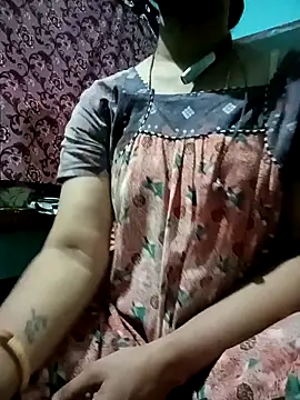 Snapshot of gunjan22 chatting on 03-11-25, 08:09 gunjan22 online show from 03-11-25, 08:09