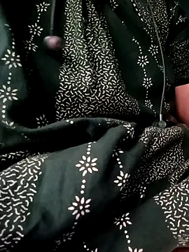 Snapshot of gunjan22 chatting on 11-01-25, 09:11 gunjan22 online show from 11-01-25, 09:11