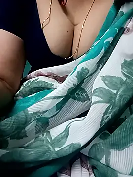 Snapshot of gunjan22 chatting on 01-08-26, 08:16 gunjan22 online show from 01-08-26, 08:16