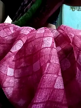 Snapshot of gunjan22 chatting on 02-11-26, 07:46 gunjan22 online show from 02-11-26, 07:46