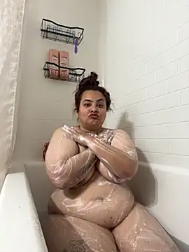 DatBishYouMiss online show from 11-13-25, 06:18