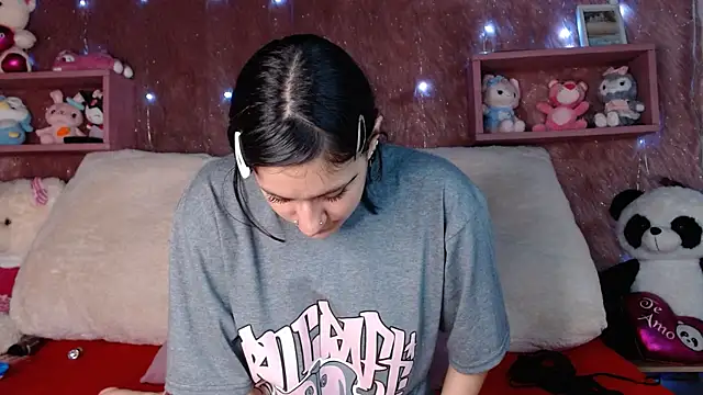 Nina Ethan online show from 12-08-24, 12:30