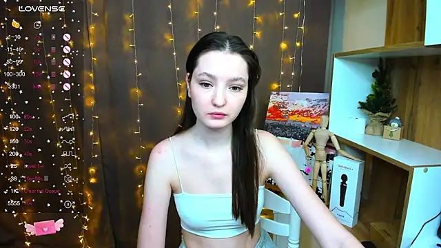 Fairyy Moon online show from 12-15-24, 10:50