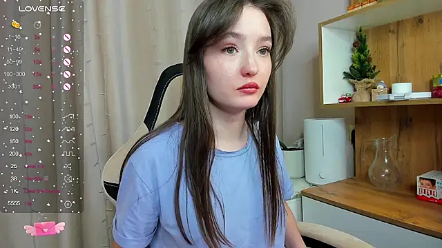 Fairyy Moon online show from 02-01-25, 02:24