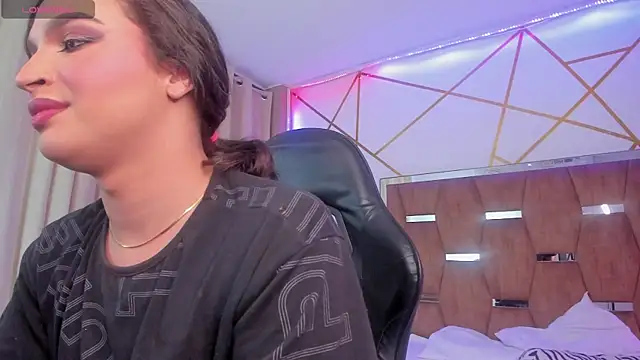 KylieVictoria online show from 01-15-25, 05:08