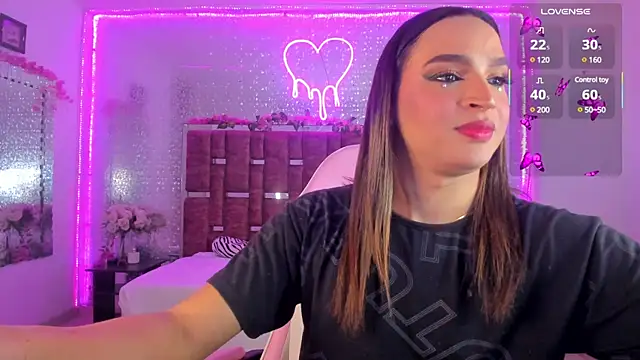 KylieVictoria online show from 02-10-25, 03:24