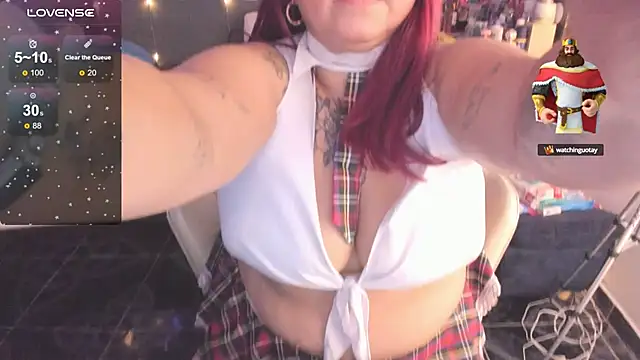 Snapshot of Ivonnee__ chatting on 02-21-25, 05:13 Ivonnee   online show from 02-21-25, 05:13