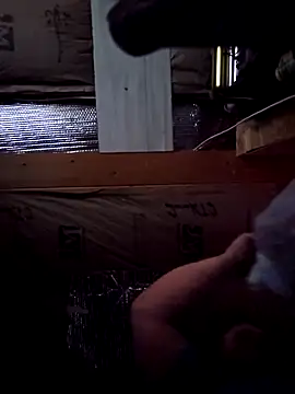 Snapshot of alienbunny chatting on 01-05-25, 07:49 alienbunny online show from 01-05-25, 07:49