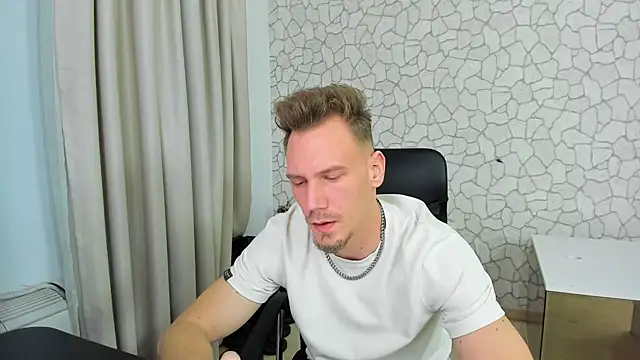 MateoBenjaminX online show from 02-06-25, 10:21