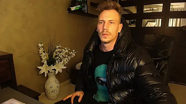 MateoBenjaminX online show from 03-20-25, 06:31