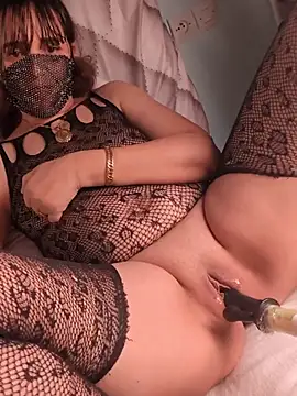 Snapshot of Lina_lolo chatting on 02-21-26, 07:48 Lina lolo online show from 02-21-26, 07:48