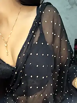 Shanaya Hotty online show from 12-28-24, 09:40