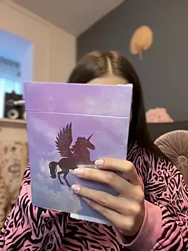 Mia Ethan online show from 01-25-25, 06:45