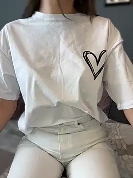 Mia Ethan online show from 03-12-25, 07:46