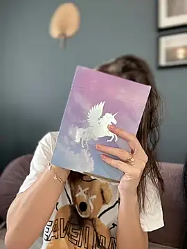 Mia Ethan online show from 03-22-25, 05:17