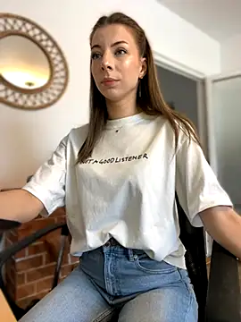 Mia Ethan online show from 09-13-25, 10:26