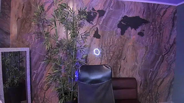 Alahia Dangelo online show from 02-21-26, 06:42