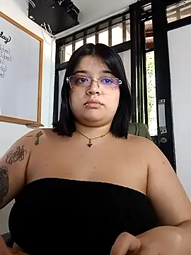 Snapshot of _ValeryStone_ chatting on 11-09-25, 12:36 ValeryStone online show from 11-09-25, 12:36