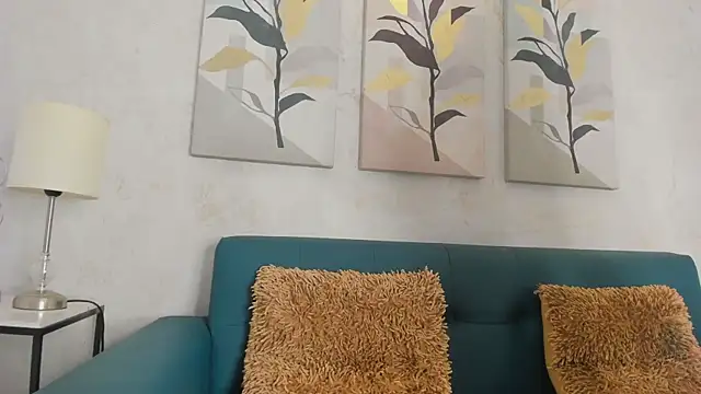 kayna gomez online show from 03-06-25, 07:43