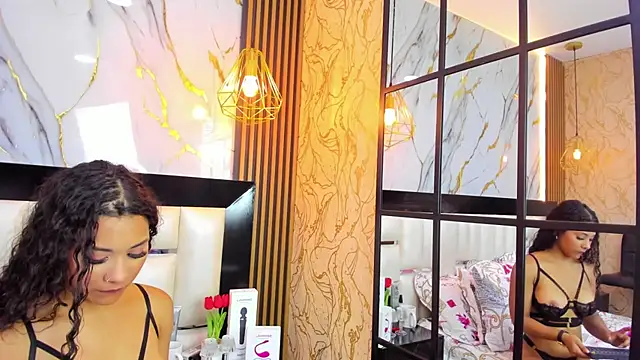 Snapshot of SofiaLaurents chatting on 02-23-25, 03:51 SofiaLaurents online show from 02-23-25, 03:51