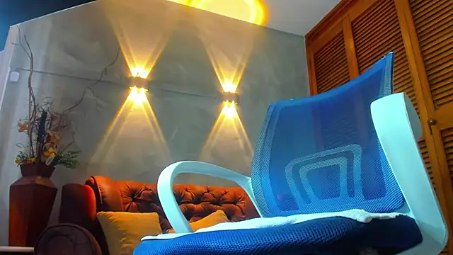 Snapshot of Dylanstonne chatting on 12-01-24, 08:20 Dylanstonne online show from 12-01-24, 08:20