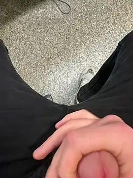 kareem0010 online show from 02-26-25, 03:52