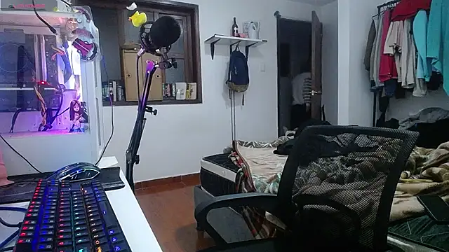 esjrobles online show from 01-23-25, 04:52