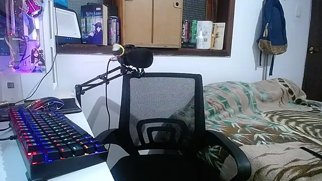 esjrobles online show from 01-28-25, 06:38