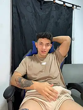 Aangelhot online show from 01-26-25, 05:34