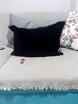 simay1111 online show from 10-04-25, 09:46