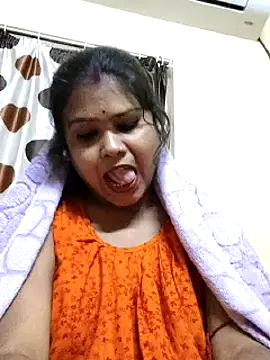 Snapshot of yoursweety09 chatting on 01-12-25, 02:41 yoursweety09 online show from 01-12-25, 02:41