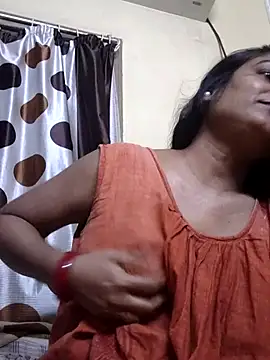 Snapshot of yoursweety09 chatting on 01-15-25, 03:07 yoursweety09 online show from 01-15-25, 03:07