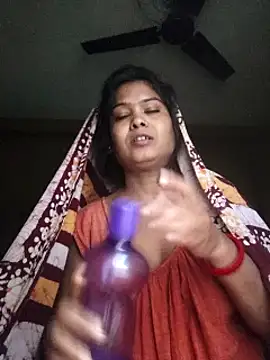 Snapshot of yoursweety09 chatting on 01-16-25, 03:34 yoursweety09 online show from 01-16-25, 03:34