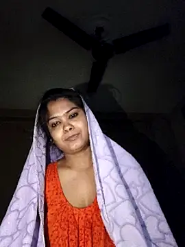 Snapshot of yoursweety09 chatting on 01-18-25, 01:52 yoursweety09 online show from 01-18-25, 01:52