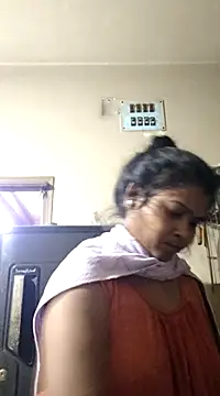 Snapshot of yoursweety09 chatting on 01-25-25, 03:20 yoursweety09 online show from 01-25-25, 03:20