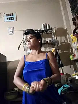 Snapshot of yoursweety09 chatting on 03-06-25, 02:19 yoursweety09 online show from 03-06-25, 02:19